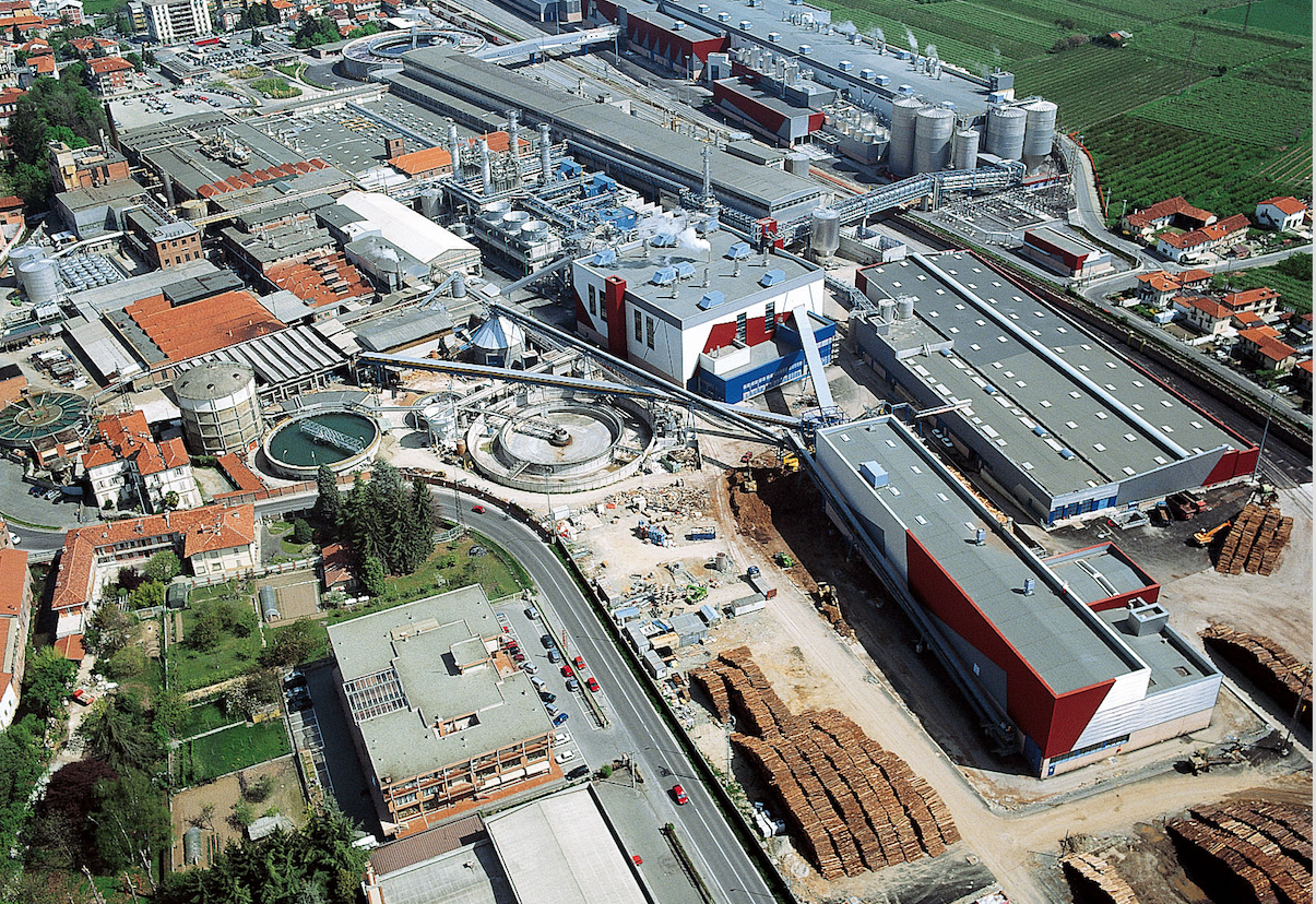 Burgo chiude una linea, cento posti di lavoro a rischio La Guida - Burgo chiude una linea, cento posti di lavoro a rischio
