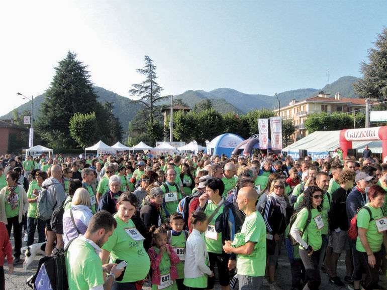 Domenica a Dronero la “Passeggiata per la vita” La Guida - Domenica a Dronero la “Passeggiata per la vita”