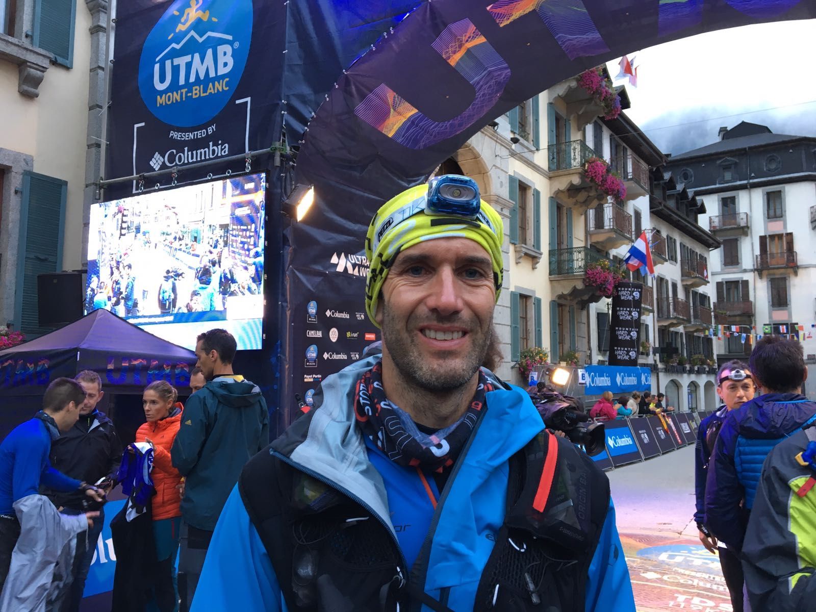 Al traguardo dopo 36 ore di gara nell’Ultra trail du Mont Blanc La Guida - Al traguardo dopo 36 ore di gara nell’Ultra trail du Mont Blanc