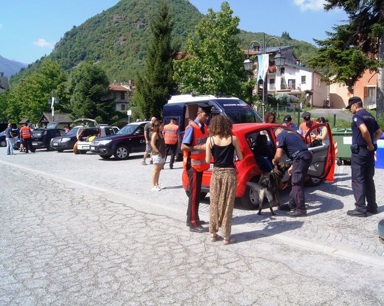 Controlli straordinari per Balla coi cinghiali, un arresto per spaccio La Guida - Controlli straordinari per Balla coi cinghiali, un arresto per spaccio