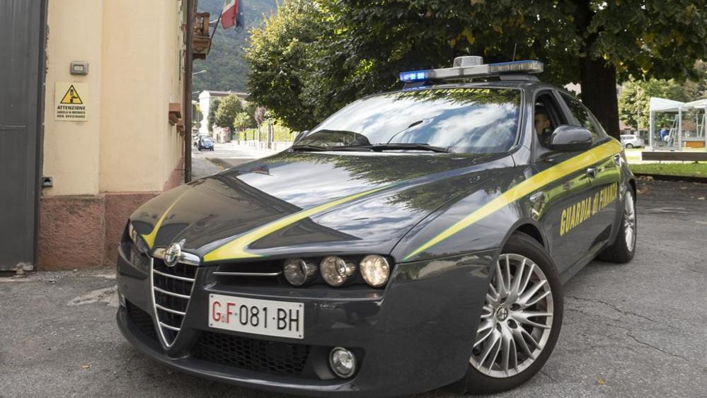 False fatture per evadere le tasse, due aziende nei guai La Guida - False fatture per evadere le tasse, due aziende nei guai