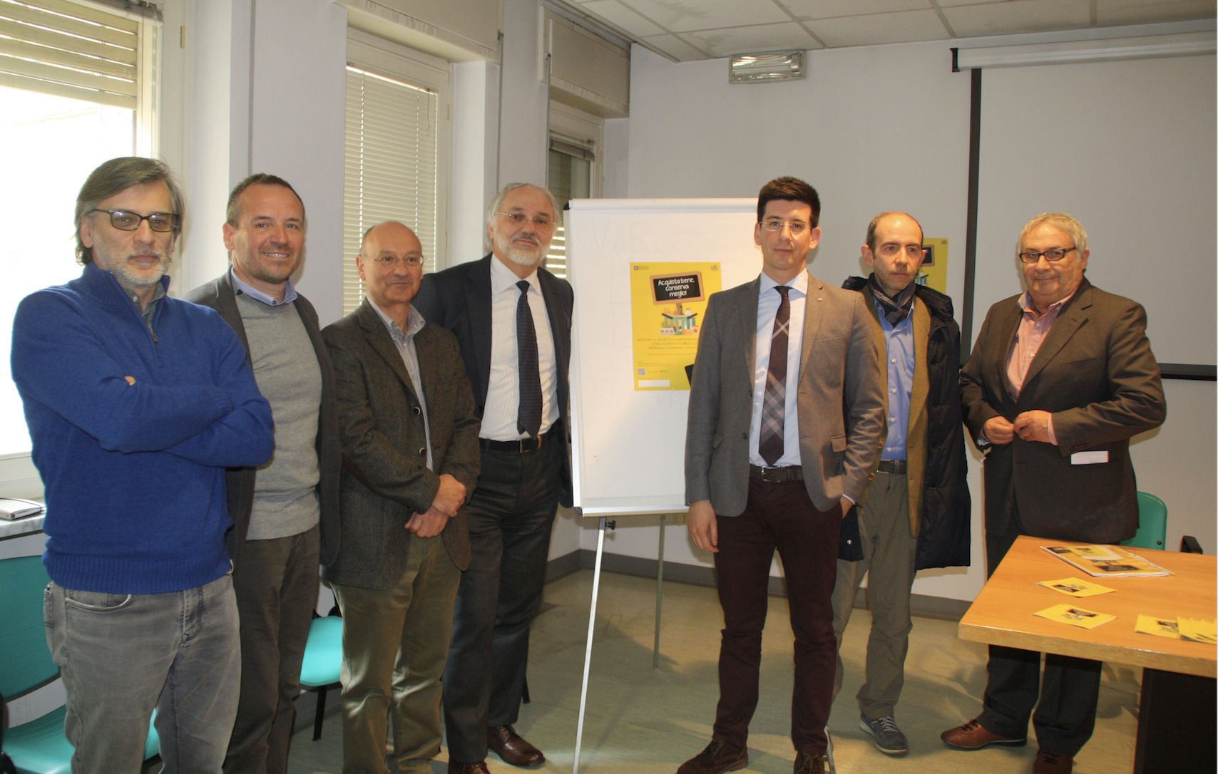 La salute inizia da conservazione e preparazione dei cibi La Guida - La salute inizia da conservazione e preparazione dei cibi