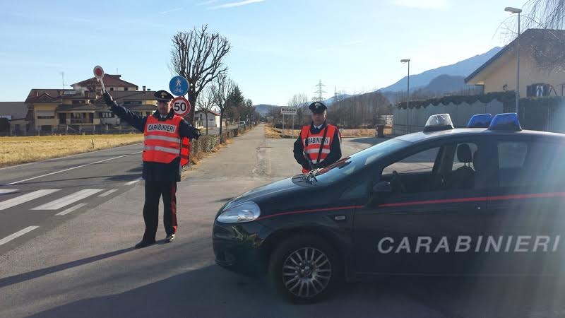 La Guida - Tenta di far “sparire” l’auto gettandola in una scarpata in Valle Stura