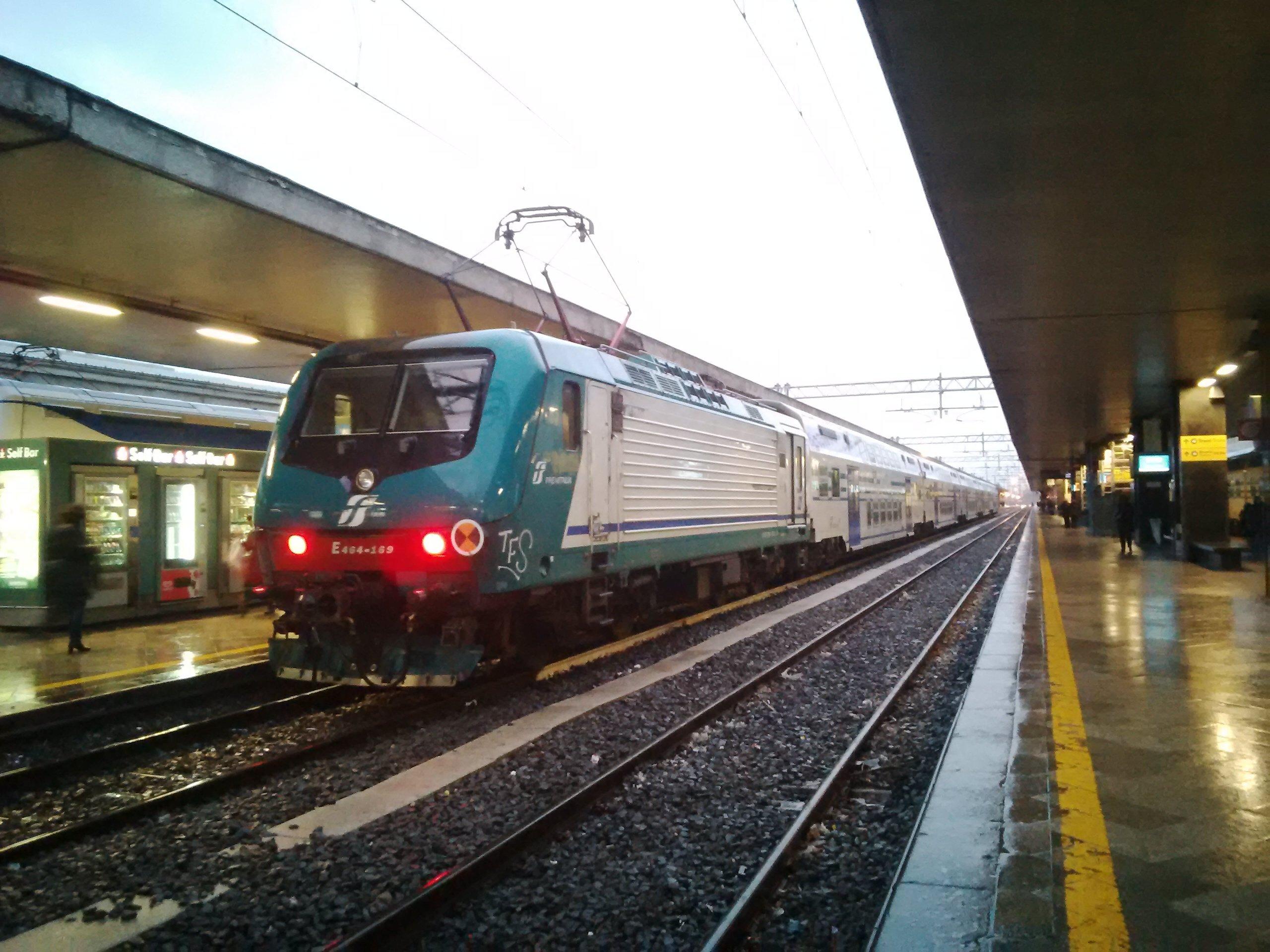 Stazione di San Giuseppe di Cairo allagata, sospesa la circolazione La Guida - Stazione di San Giuseppe di Cairo allagata, sospesa la circolazione