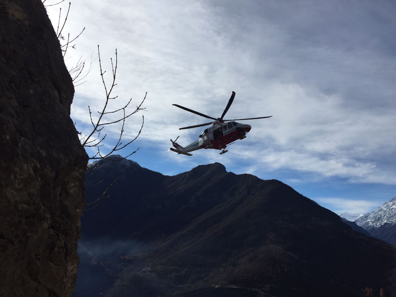 Donna di 41 anni muore per un incidente in montagna La Guida - Donna di 41 anni muore per un incidente in montagna