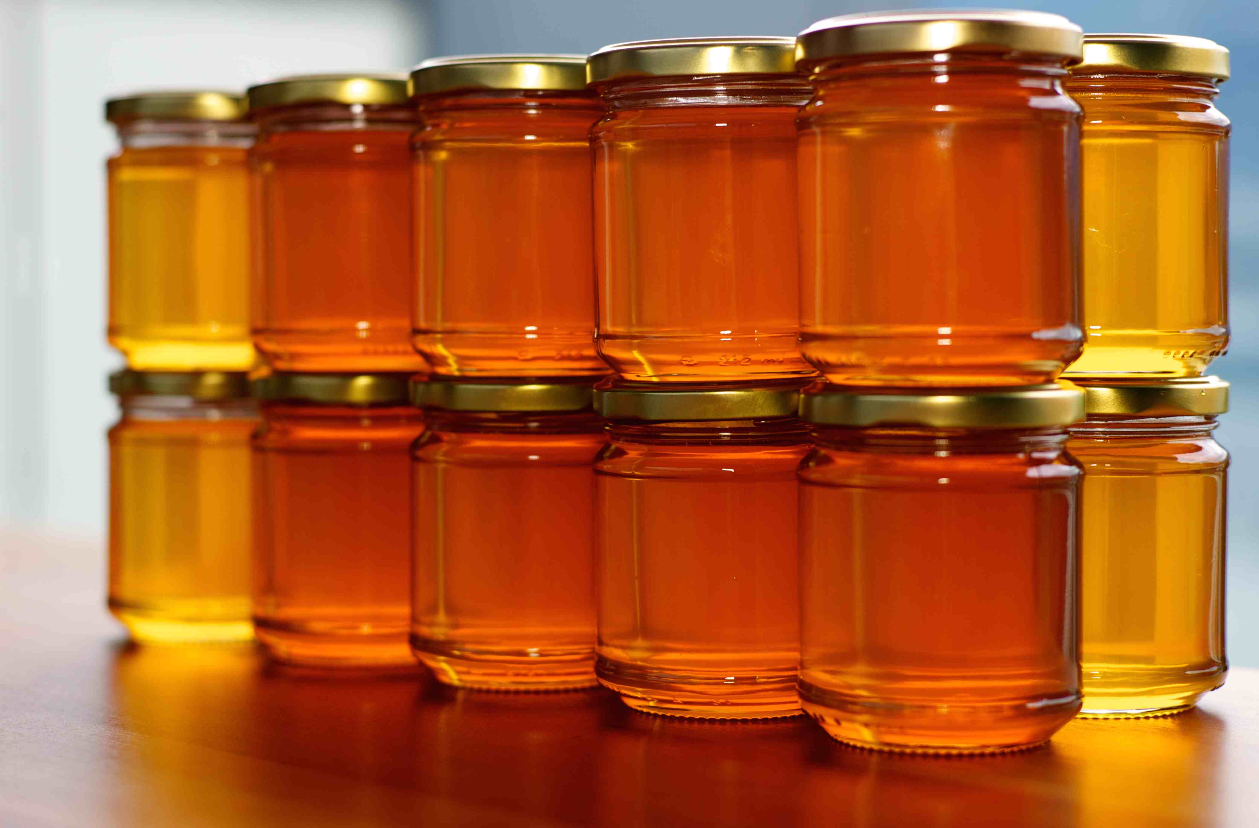 La Guida - Siccità, meteo impazzito e rincari: produzione di miele al -30%