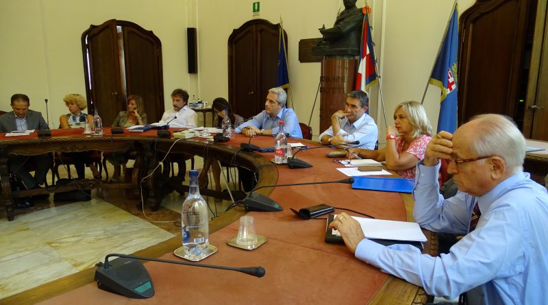Cuneo-Asti: forse una soluzione ma non in tempi brevi La Guida - Cuneo-Asti: forse una soluzione ma non in tempi brevi
