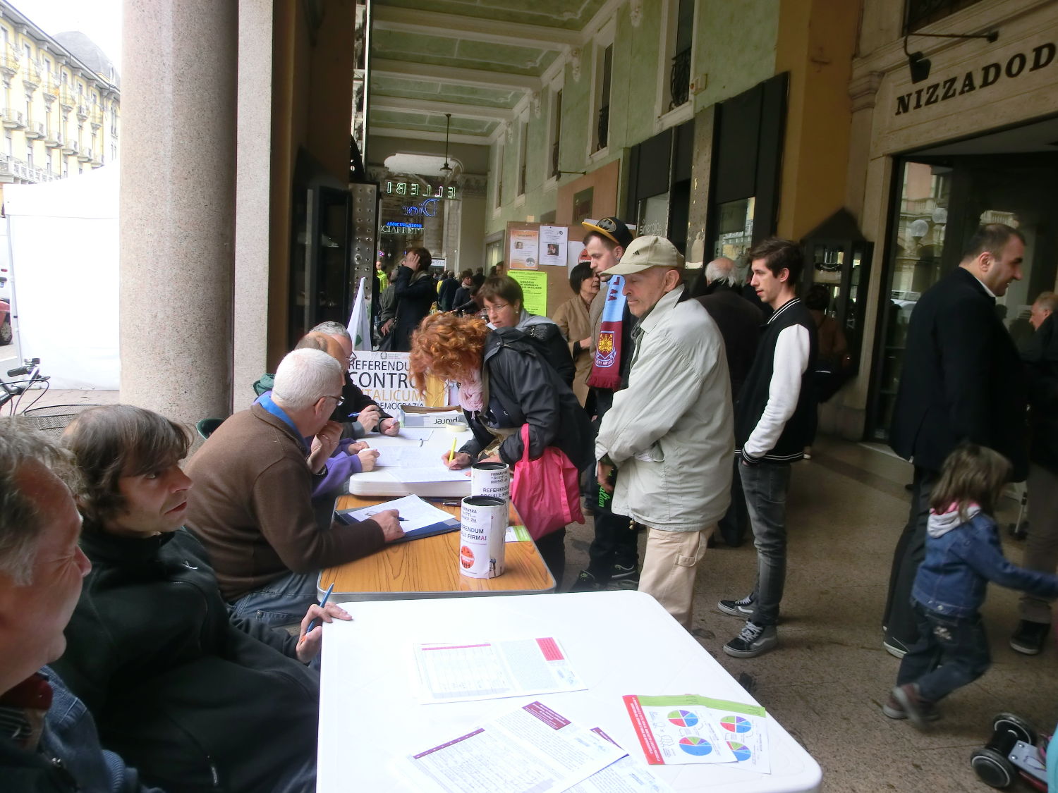 La Guida - Referendum sociali, continua la raccolta firme per la petizione