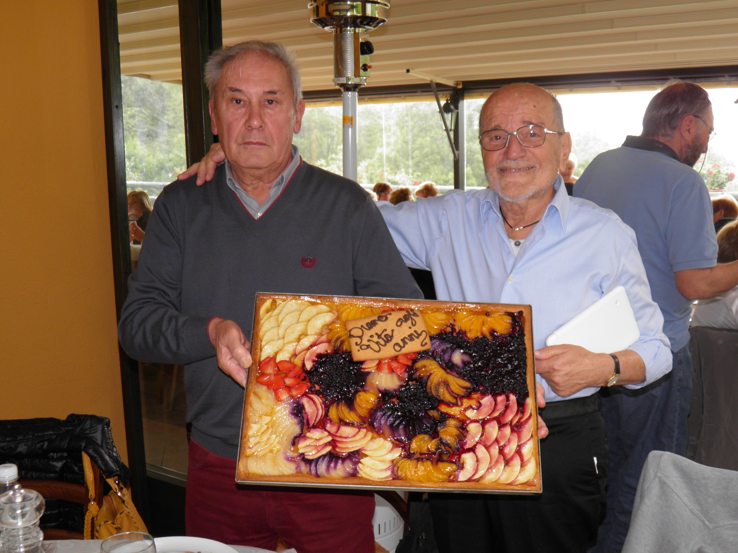 L’associazione “Diamo vita agli anni” in festa La Guida - L’associazione “Diamo vita agli anni” in festa