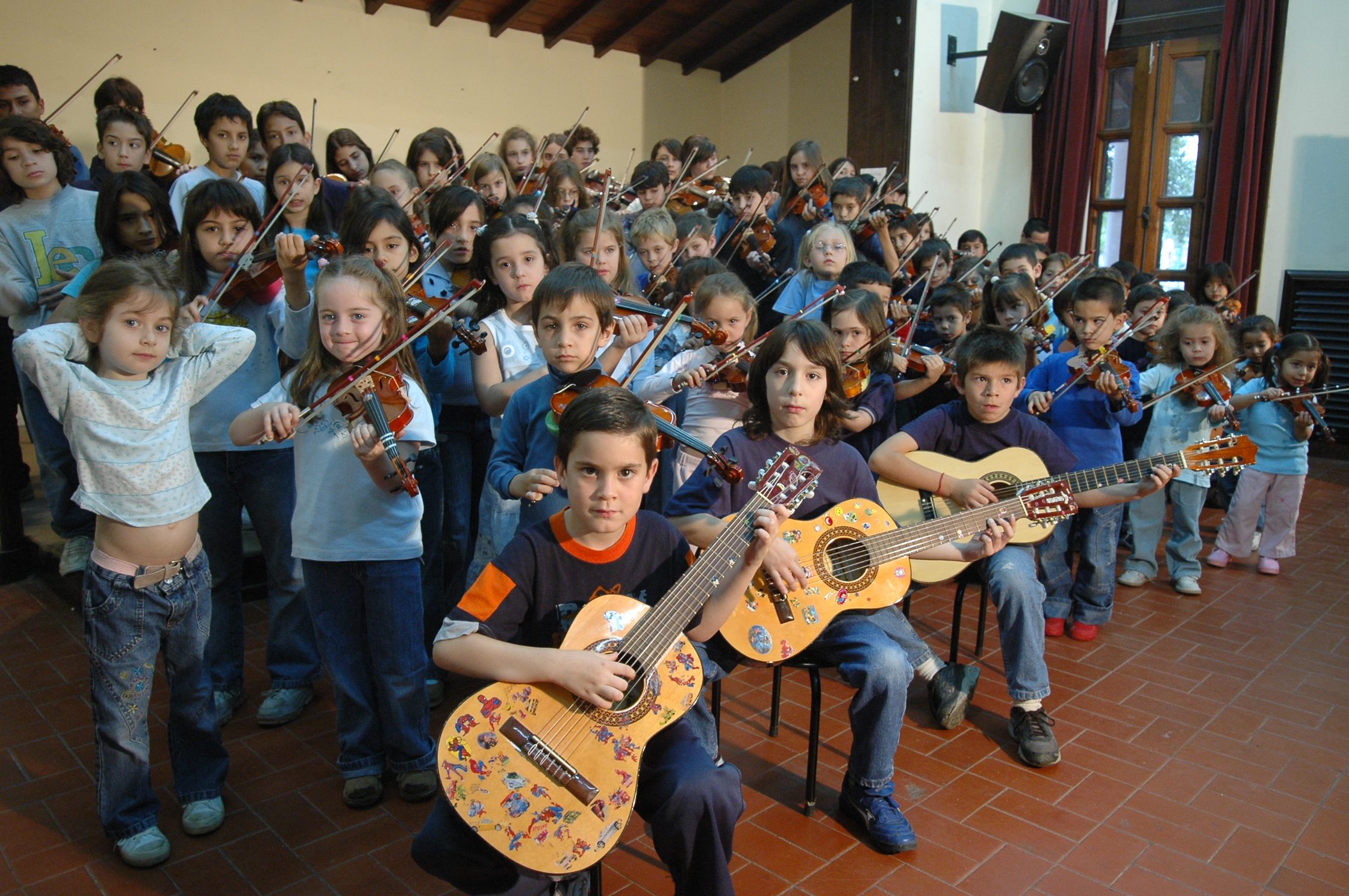La Guida - Flash mob Suzuki all’Ipercoop