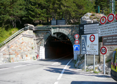 La Guida - Tunnel di Tenda chiuso per quattro notti