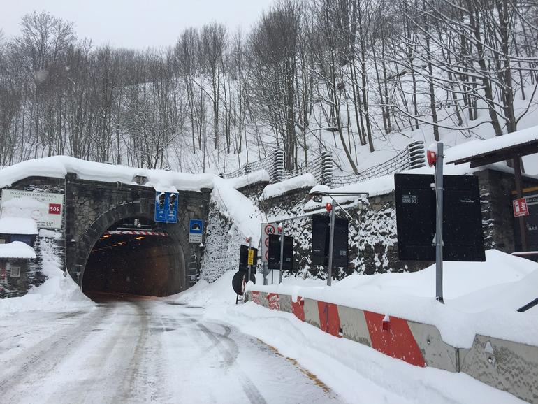 Neve e pericolo valanghe, chiusura notturna per il Tenda La Guida - Neve e pericolo valanghe, chiusura notturna per il Tenda