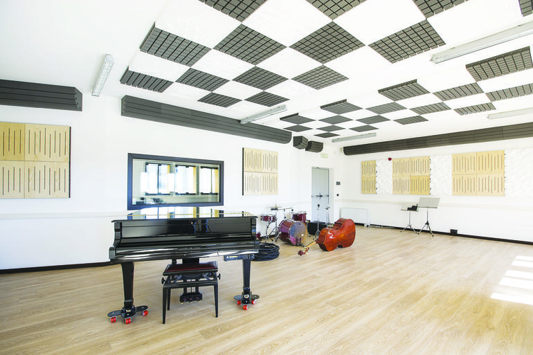 Conservatorio, una giornata di musica per sollecitare la riforma del settore La Guida - Conservatorio, una giornata di musica per sollecitare la riforma del settore