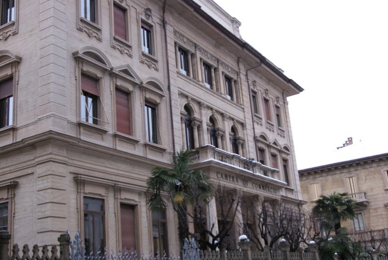 Cciaa, dipendenti in agitazione La Guida - Cciaa, dipendenti in agitazione
