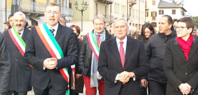 La Guida - Pietro Grasso: “Siete un monumento alla Pace”