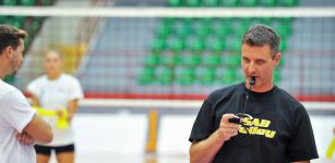 La Guida - Nuovo allenatore per le ragazze del volley