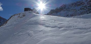 La Guida - Tre escursioni con le racchette da neve