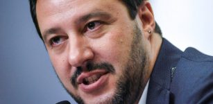 La Guida - Cuneo, Matteo Salvini al Cinema Monviso