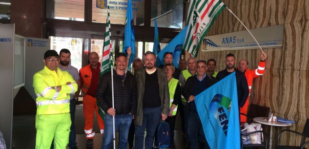 La Guida - Continua la protesta degli operai del cantiere del Tenda