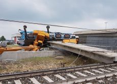 La Guida - Un treno deraglia a Trinità sulla Torino-Savona