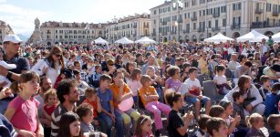 La Guida - “Famiglia sei Granda” nelle vie di Cuneo