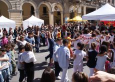 La Guida - Giornata di festa a Cuneo con “FamigliaseiGranda”