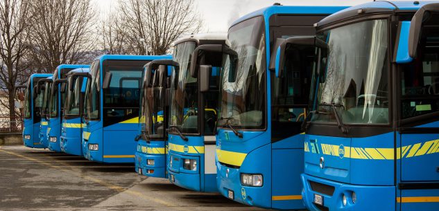 La Guida - Estate senza limiti per under 20, tutti i bus a meno di venti euro