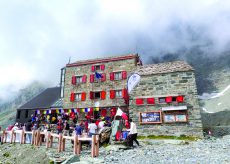 La Guida - Concerto di solidarietà al rifugio Quintino Sella