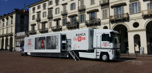 La Guida - La Banca del cuore in piazza Galimberti