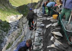 La Guida - Lavori in località Barricate di Bellino