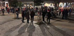 Piazza Foro Boario accende il Natale e aiuta chi ha bisogno La Guida - Piazza Foro Boario accende il Natale e aiuta chi ha bisogno