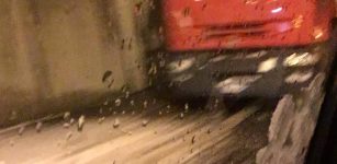 La Guida - Neve e disagi, un camion fermo nei pressi della Est-Ovest