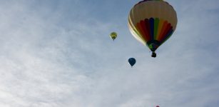 La Guida - Le mongolfiere colorano i cieli di Mondovì