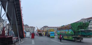 La Guida - In piazza Galimberti sono arrivate le giostre