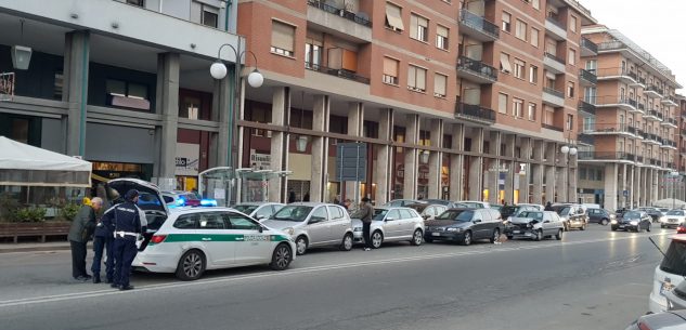 La Guida - Tamponamento in corso Nizza alto