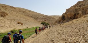 La Guida - Presentazione del viaggio estivo dei giovani in Terra Santa