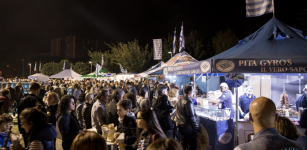 La Guida - Festa greca in piazza della Costituzione, dal 18 al 22 aprile