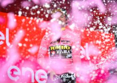 In edicola il numero speciale gratuito de La Guida dedicato al Giro d’Italia La Guida - In edicola il numero speciale gratuito de La Guida dedicato al Giro d’Italia