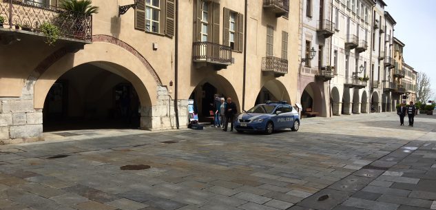 La Guida - Tracce di sangue in via Roma, indagini in corso