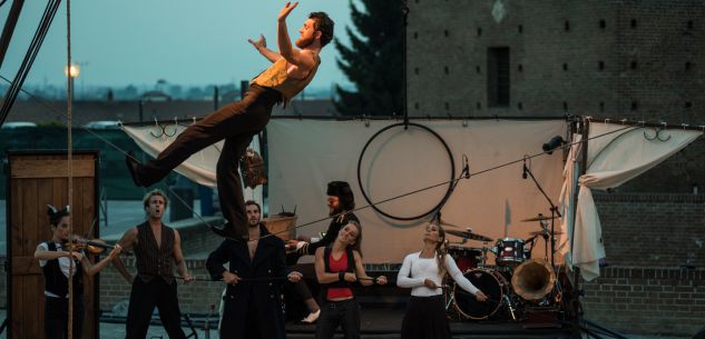 La Guida - Domenica 4 il Circo Zoé in “Naufragata”