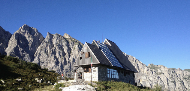 La Guida - Gita al Rifugio Garelli con il Parco del Marguareis