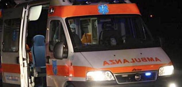 La Guida - Urta ciclista, lo soccorre e viene investito: due feriti a Savigliano