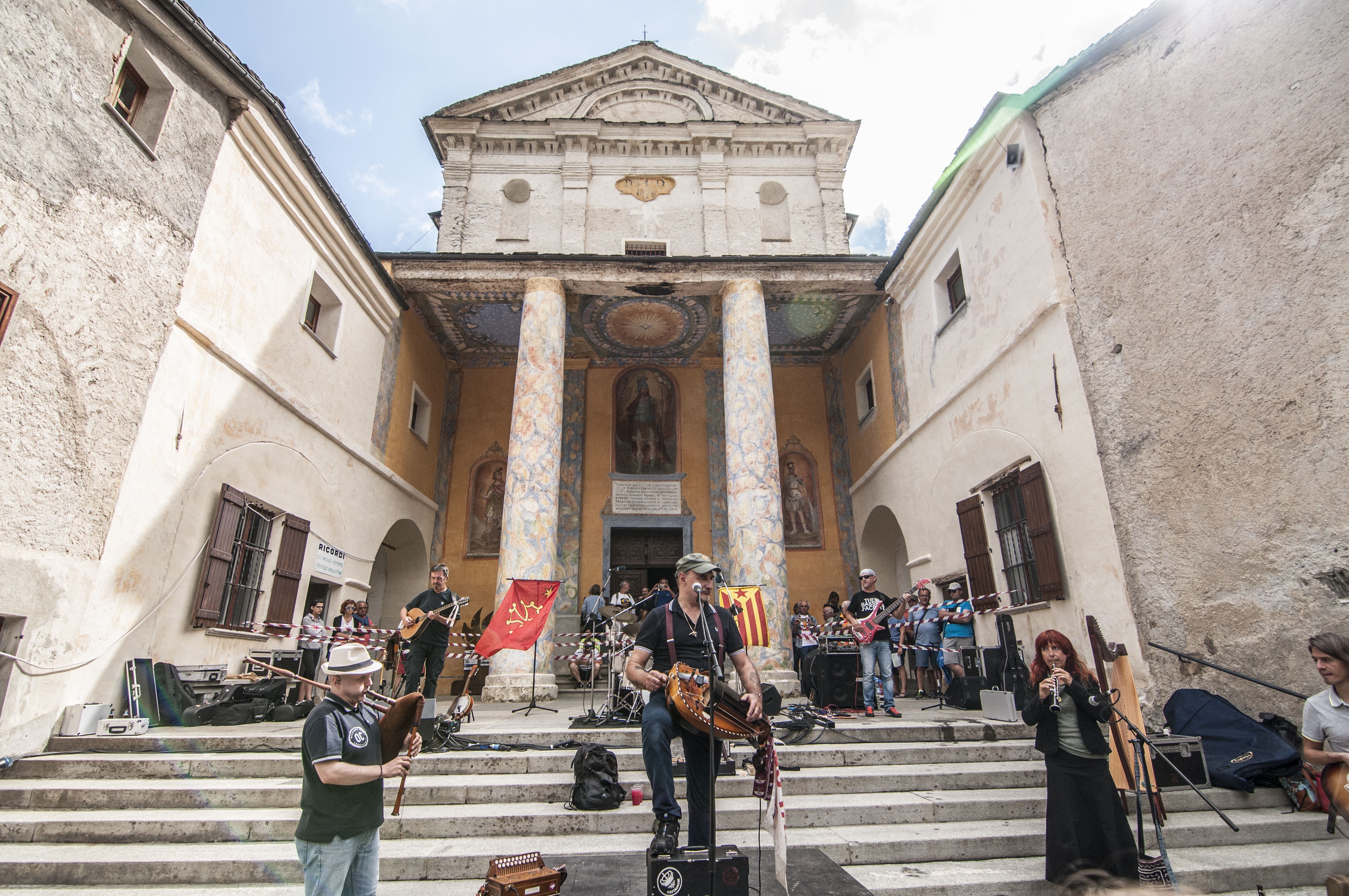 Un'immagine del concerto dei Lou Dalfin nel Ferragosto 2018