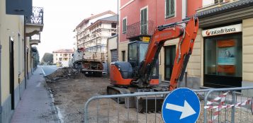 La Guida - Boves, posa del porfido in via Cuneo