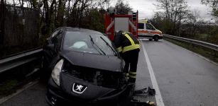 La Guida - Sette persone ferite in incidenti stradali questa mattina in Granda