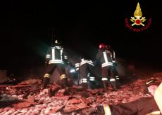 La Guida - Boves, incendio di un tetto a Mellana nella notte