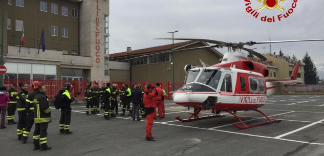 La Guida - Vigili del fuoco, a Cuneo la prima formazione per il reparto volo