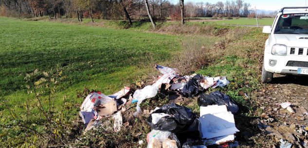 La Guida - Rifiuti in un’area naturale a Caramagna, individuato e multato