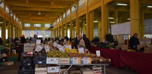 Cuneo, confermato il mercato alimentare in piazza Seminario La Guida - Cuneo, confermato il mercato alimentare in piazza Seminario