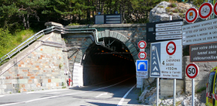 La Guida - Il tunnel di Tenda è stato riaperto al traffico questa mattina